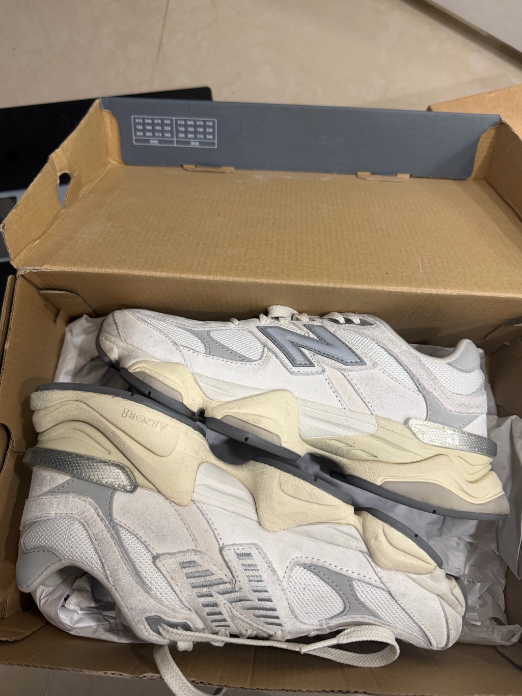 New Balance 9060